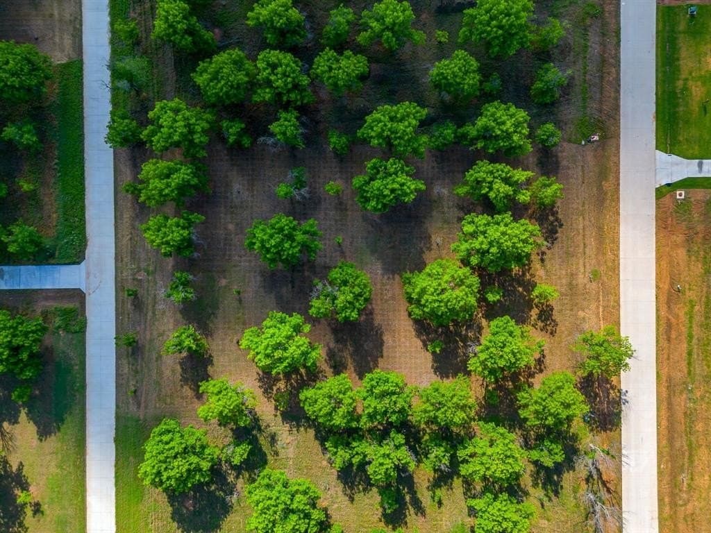 1.5 acres in Hood County gallery image 3