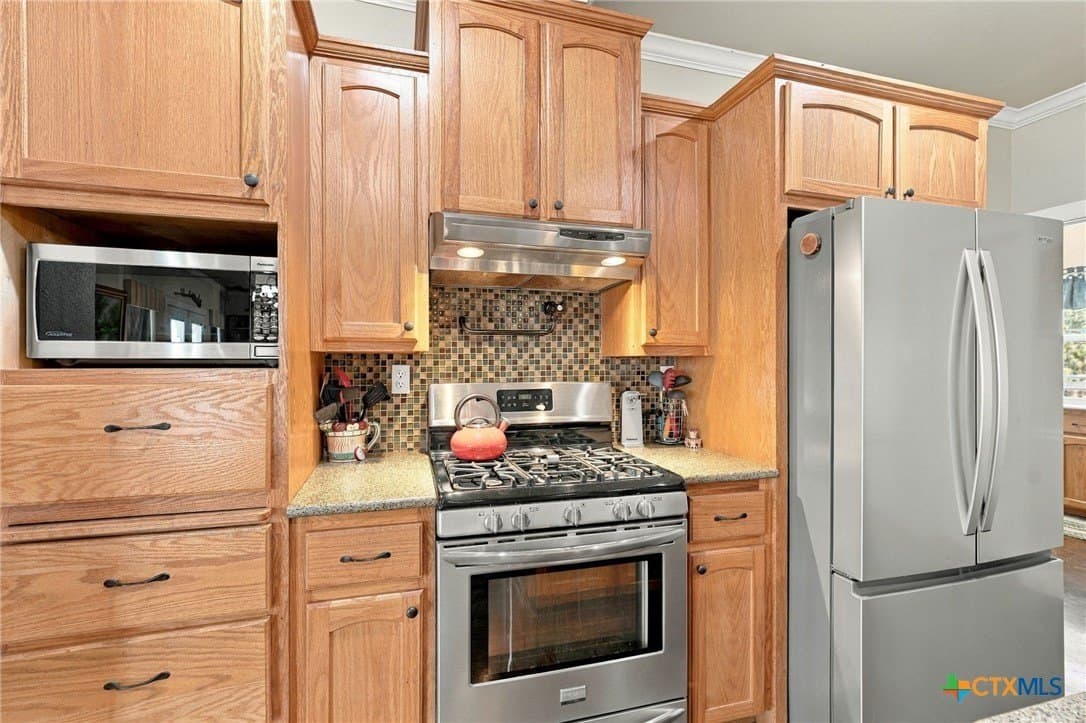 20 acres in Burnet County - photo 5
