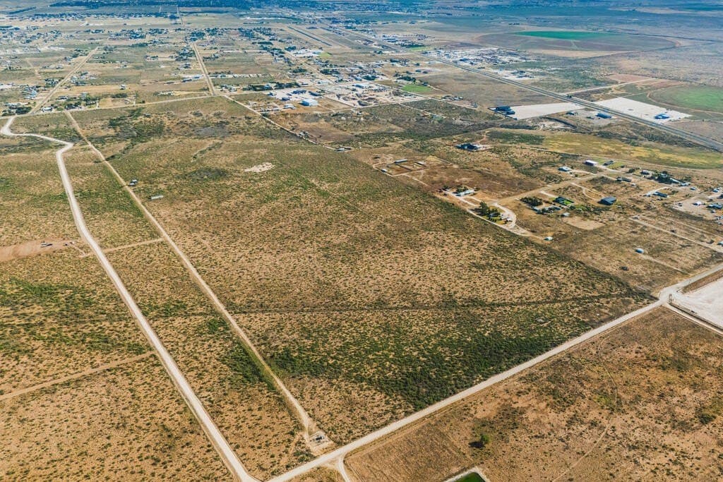 199.5 acres in Gaines County - photo 5