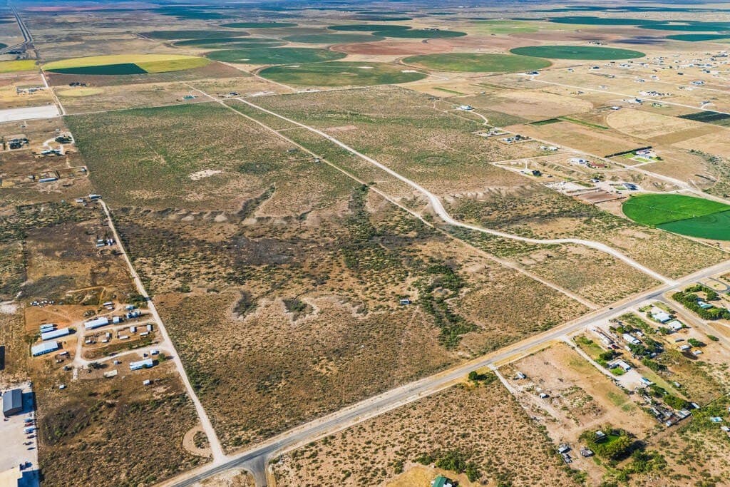 199.5 acres in Gaines County - photo 3