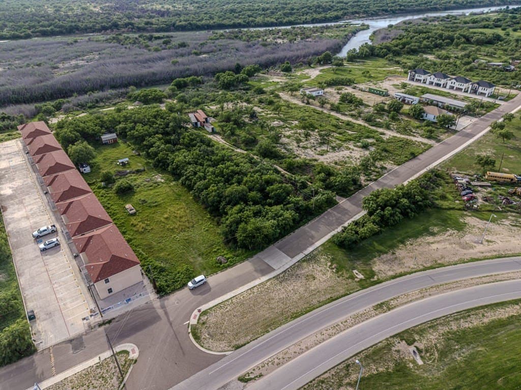 1.17 acres in Maverick County featured view