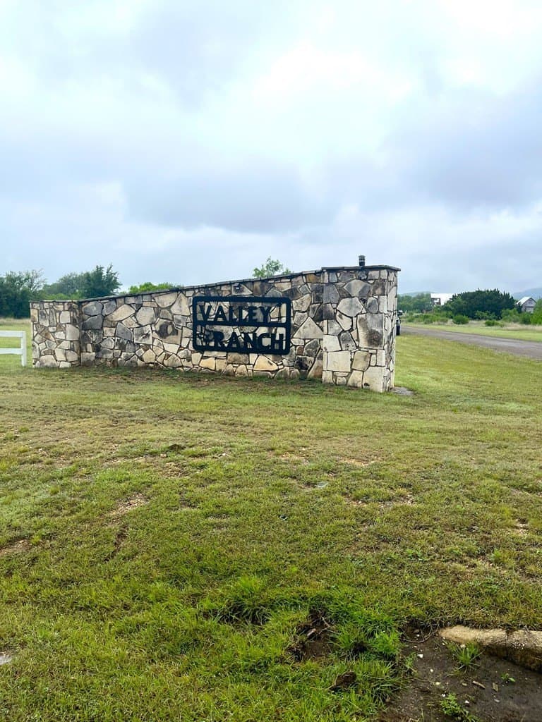 2.59 acres in Real County - photo 29