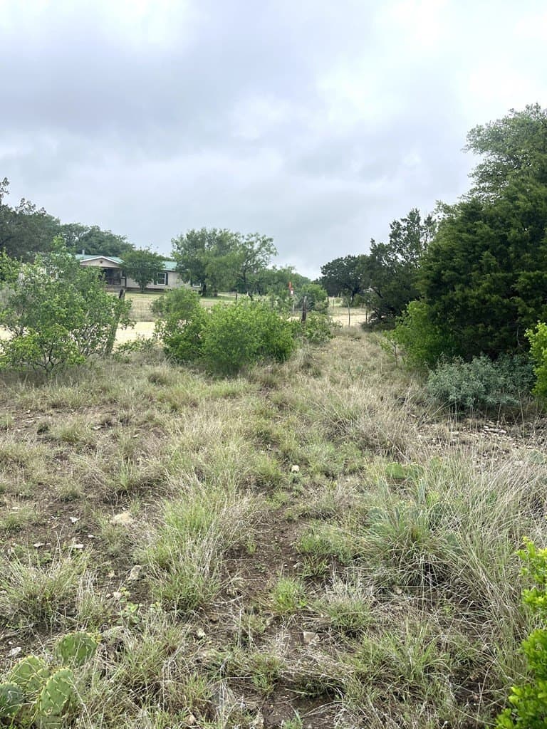 2.59 acres in Real County - photo 20