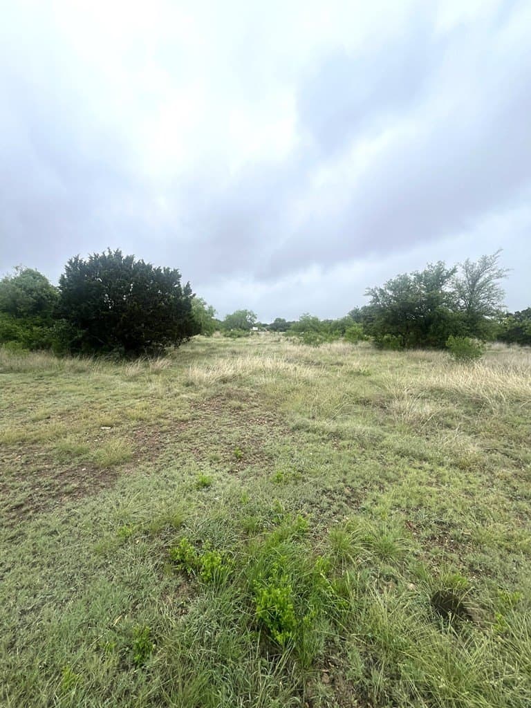 2.59 acres in Real County - photo 8