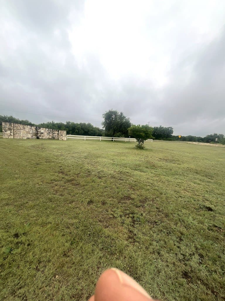 2.59 acres in Real County - photo 6