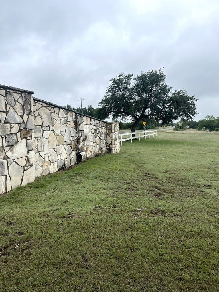 2.59 acres in Real County - photo 33