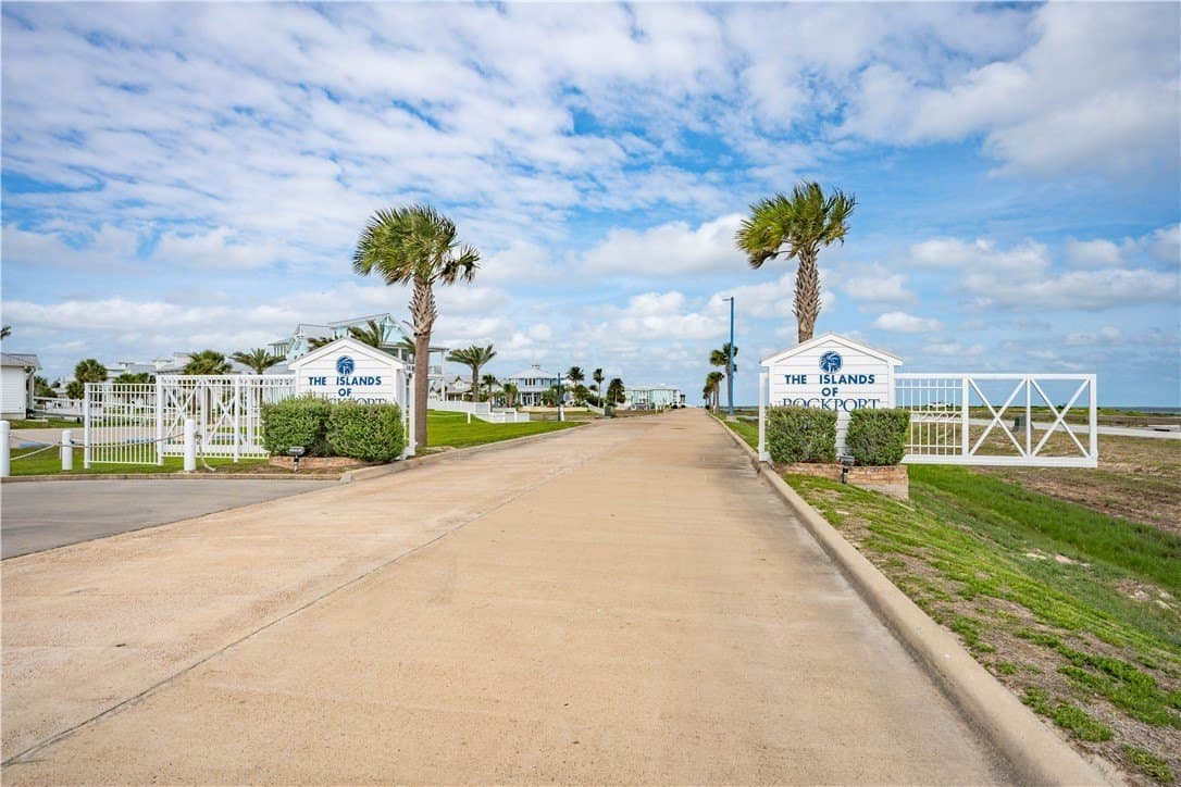 0.22 acres in Aransas County - photo 32