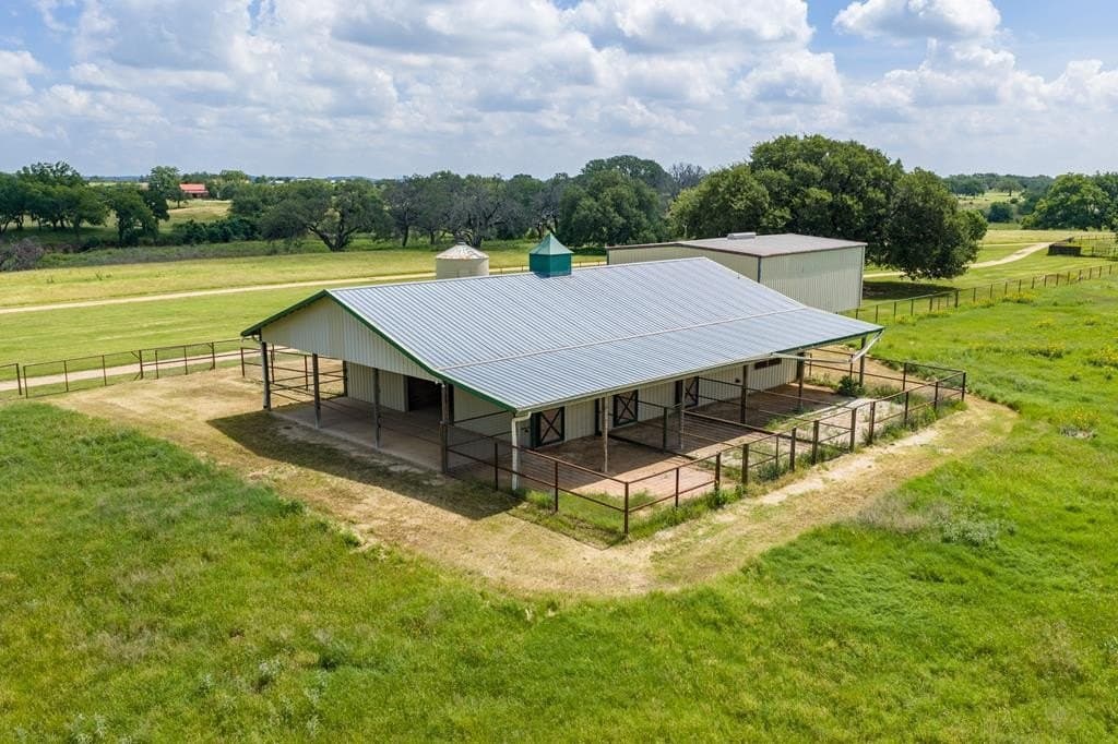 39.82 acres in Gillespie County - photo 16