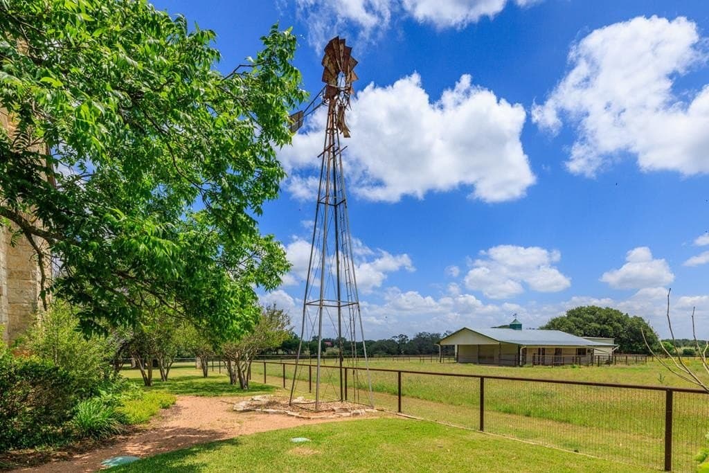 39.82 acres in Gillespie County - photo 13