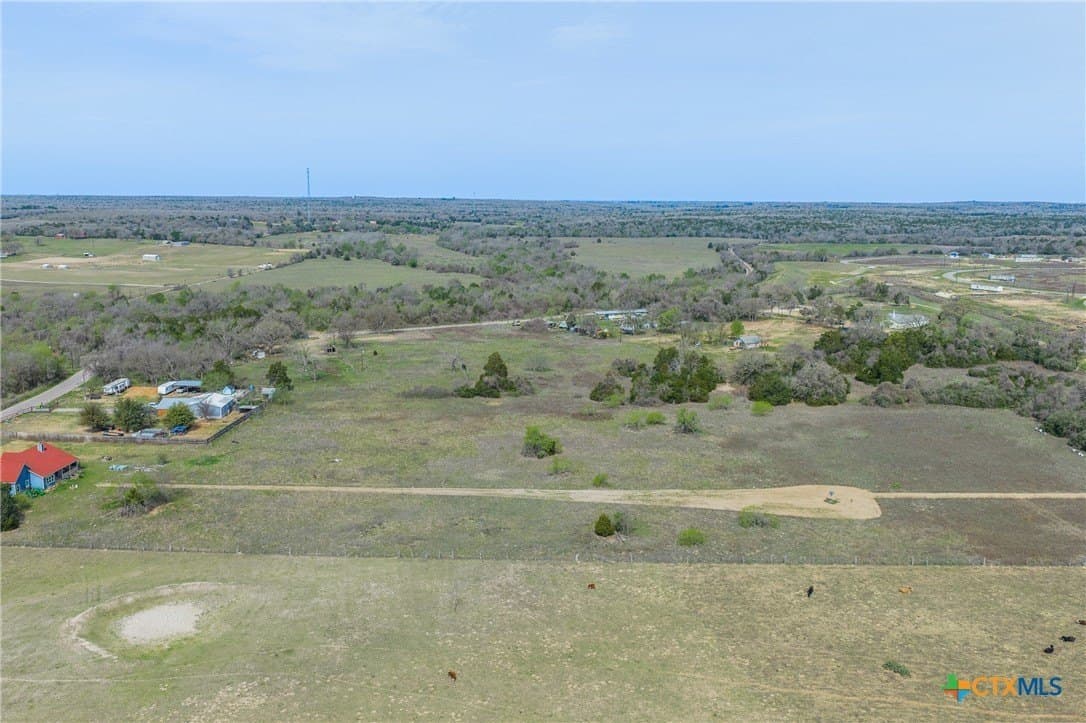 2.83 acres in Bastrop County gallery image 3