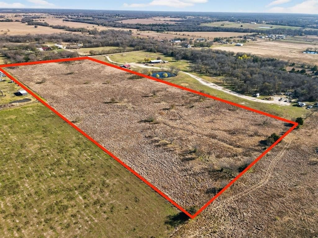 16.49 acres in Hunt County featured view