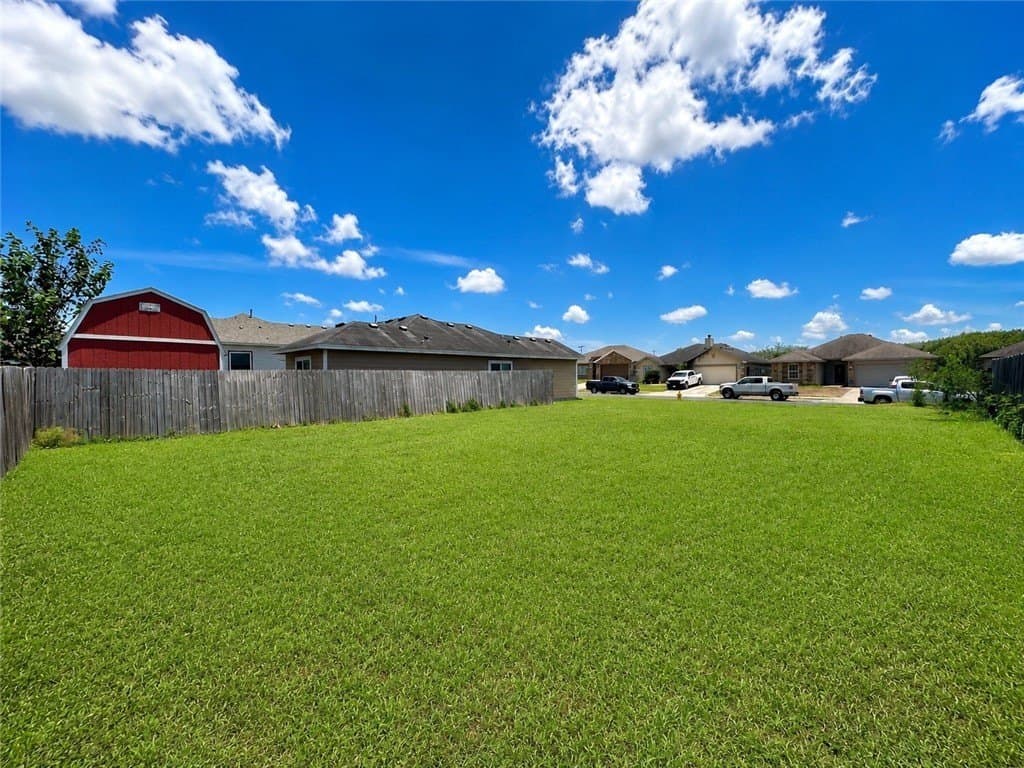 0.11 acres in Nueces County - photo 7