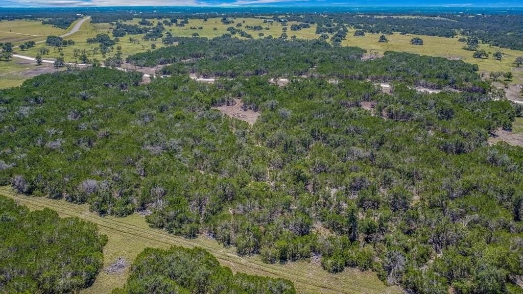 10.41 acres in Gillespie County