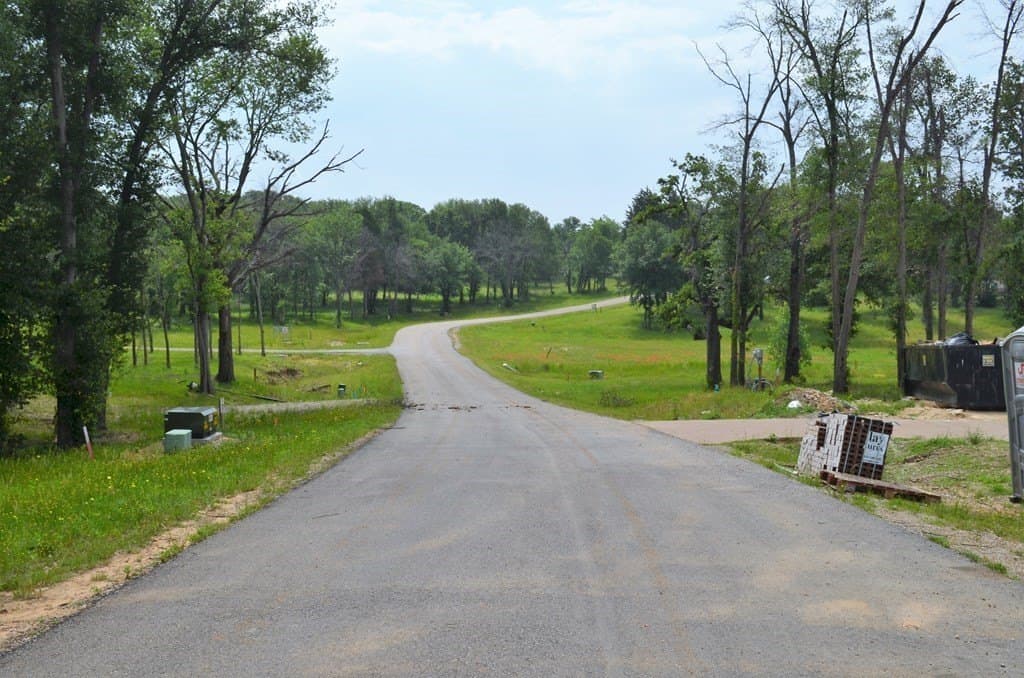 0.61 acres in Kaufman County - photo 8