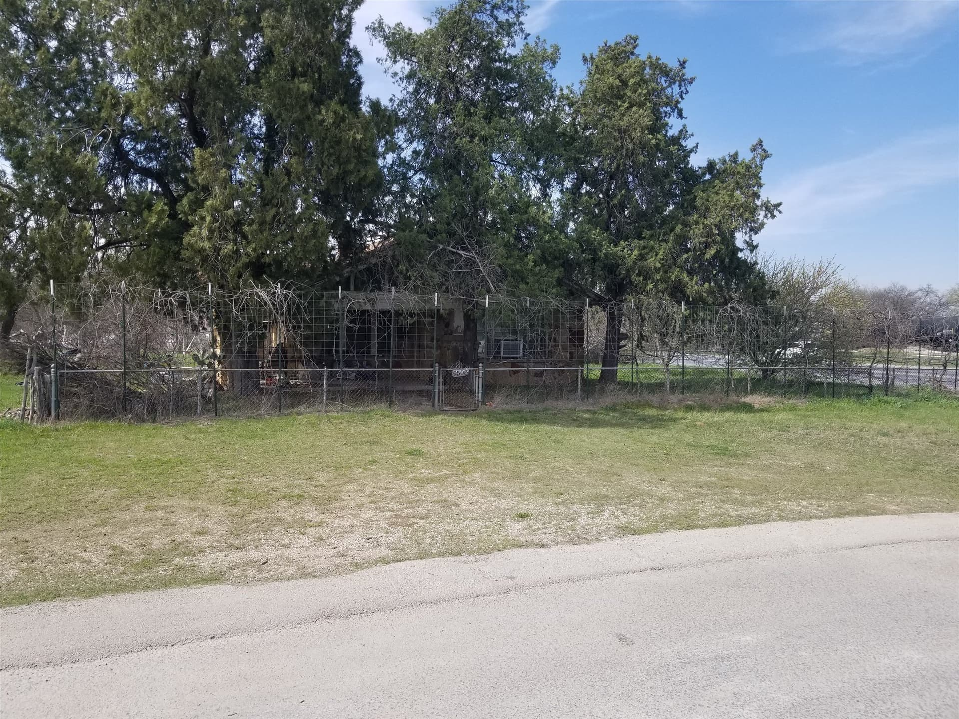 1.9 acres in Johnson County gallery image 4