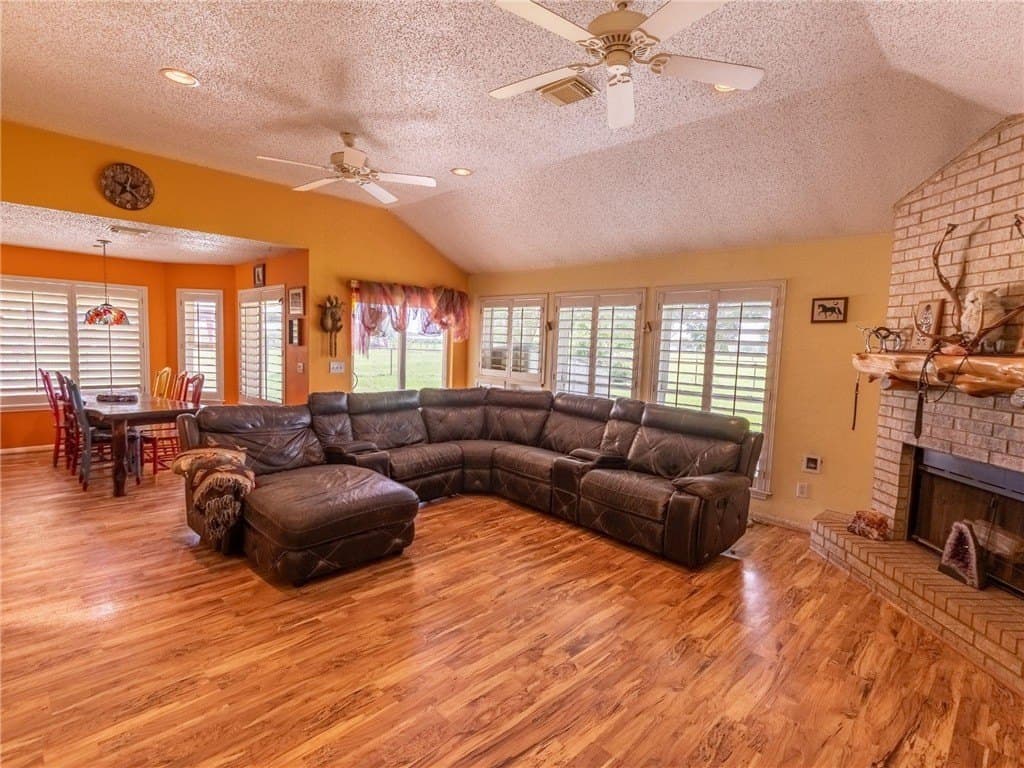 26.48 acres in FORT BEND County - photo 3