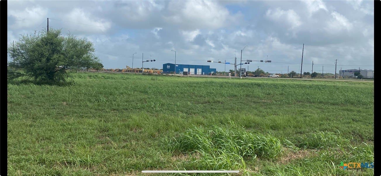 3.45 acres in Victoria County - photo 8