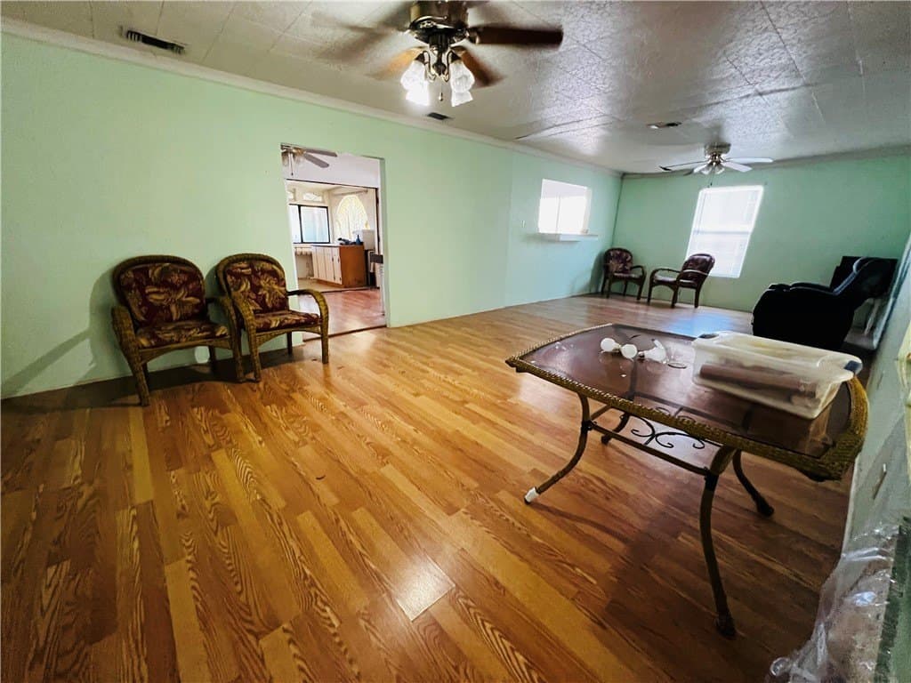 91,476 acres in Nueces County - photo 5