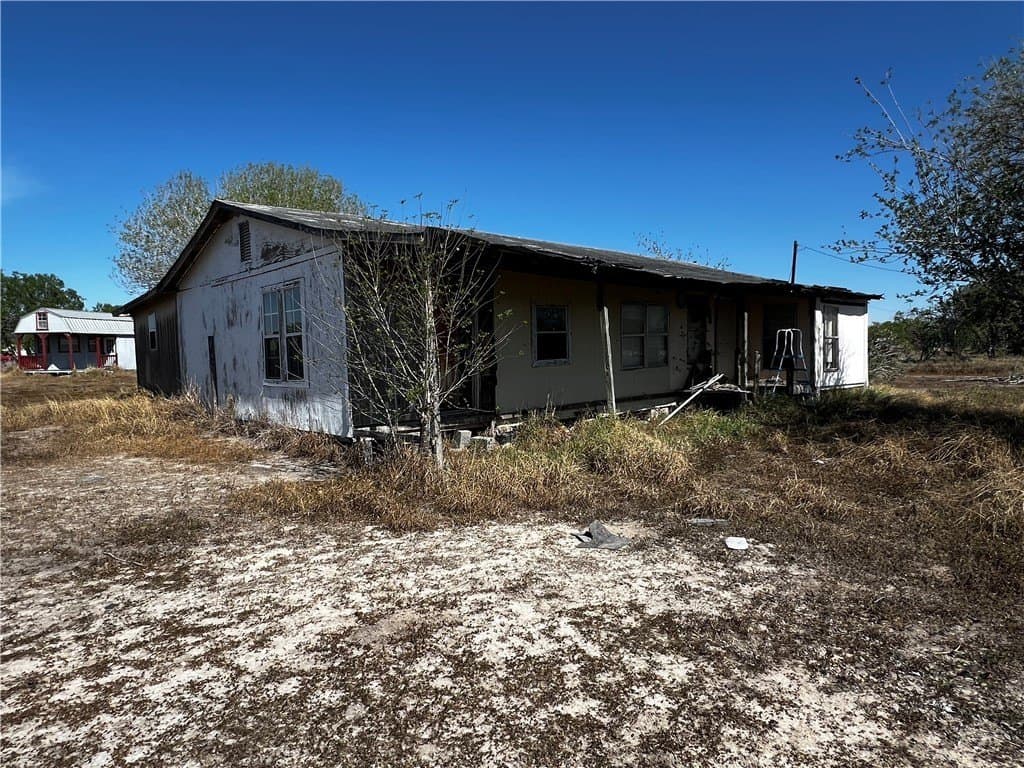 91,476 acres in Nueces County - photo 19