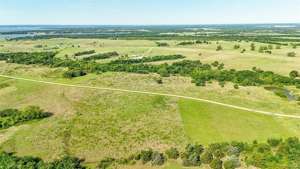 1.5 acres in Navarro County featured view