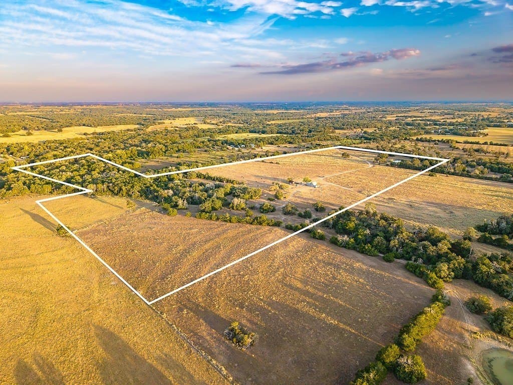 58.37 acres in Fayette County - photo 4