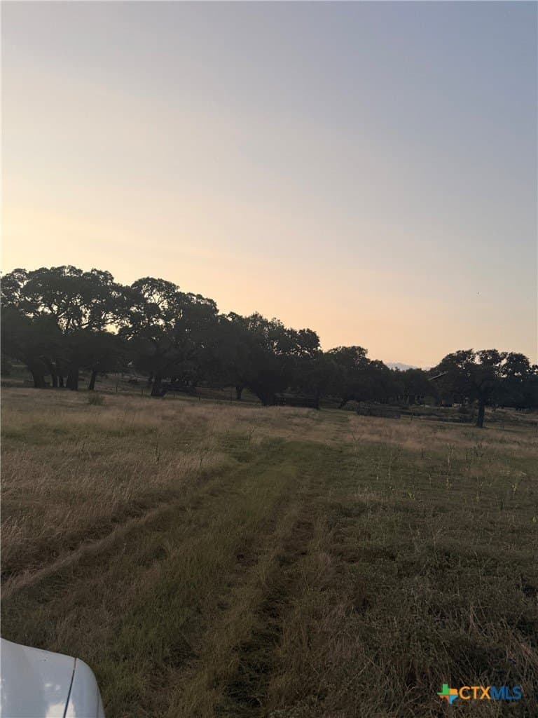 9.59 acres in Comal County - photo 11