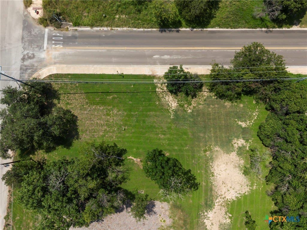 0.22 acres in Hays County gallery image 3