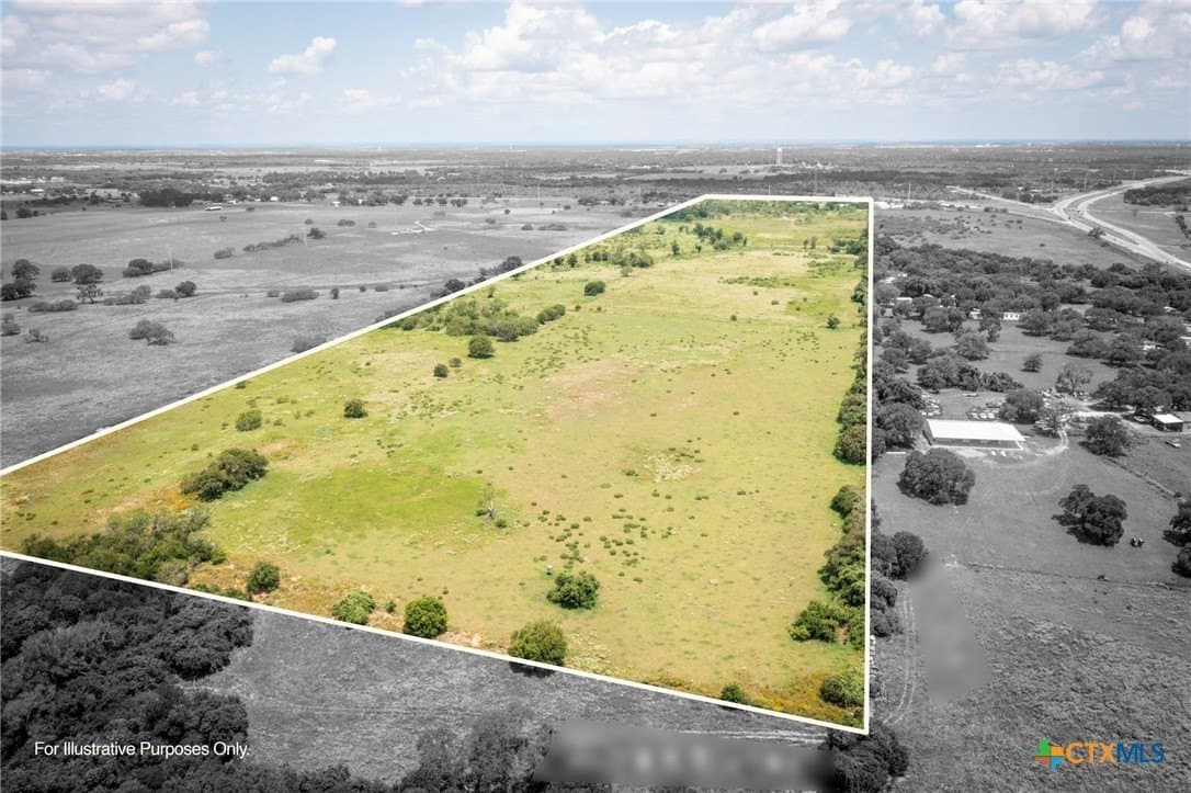 93.79 acres in Guadalupe County - photo 4