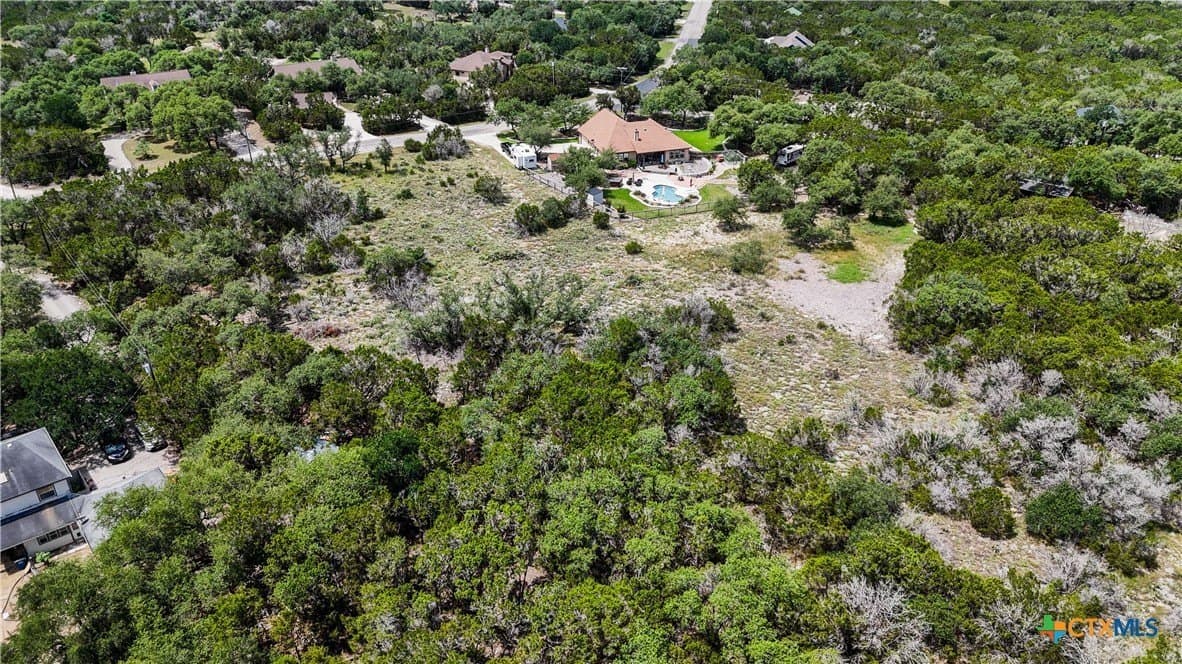 1.1 acres in Comal County gallery image 4