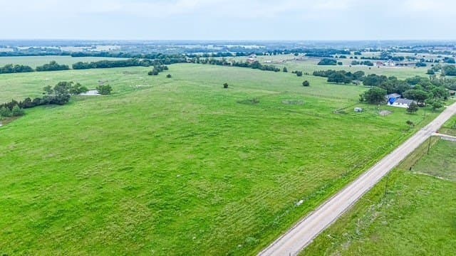 10 acres in Collin County gallery image 4