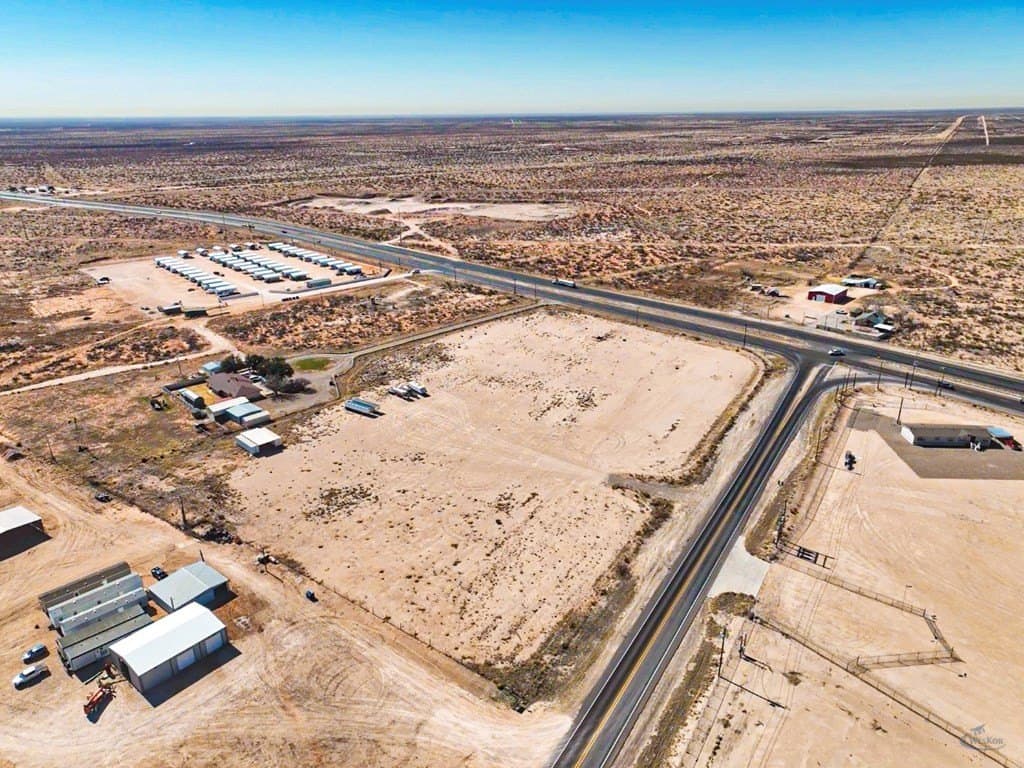 9.53 acres in Ward County gallery image 2