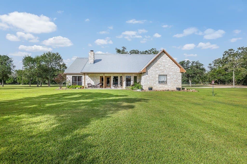 3 acres in Fayette County gallery image 2