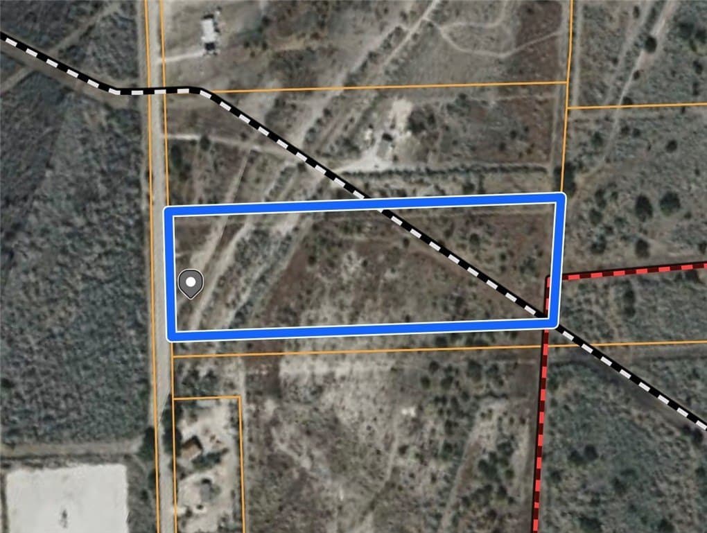 10.58 acres in Karnes County - photo 3