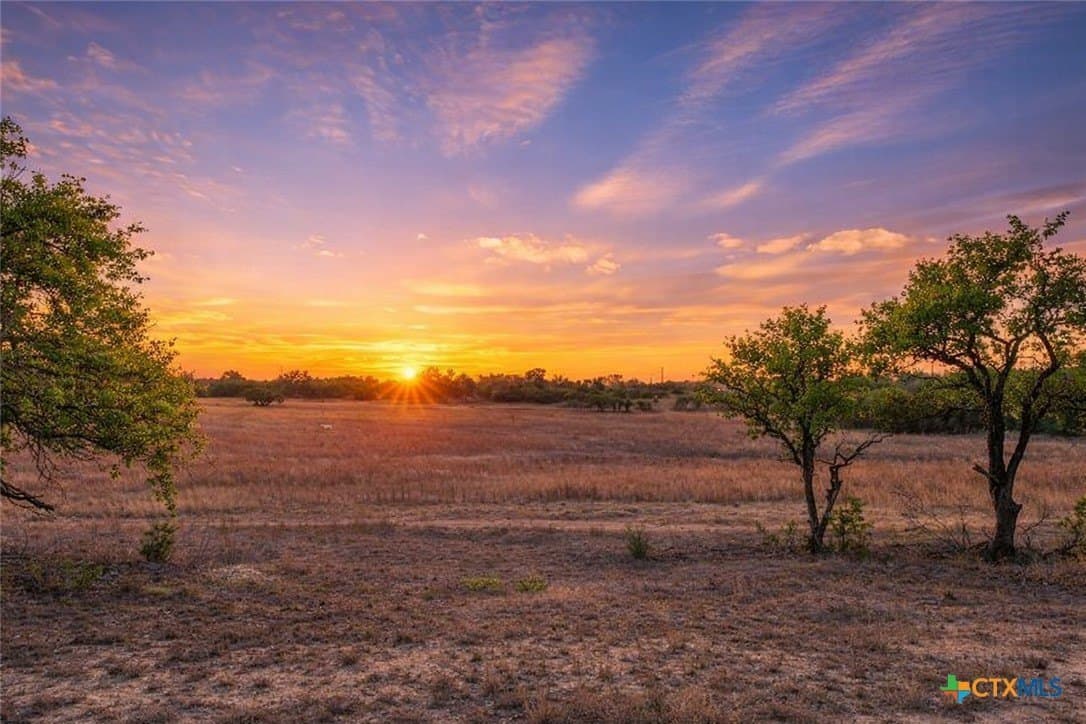 11.74 acres in Hays County gallery image 2