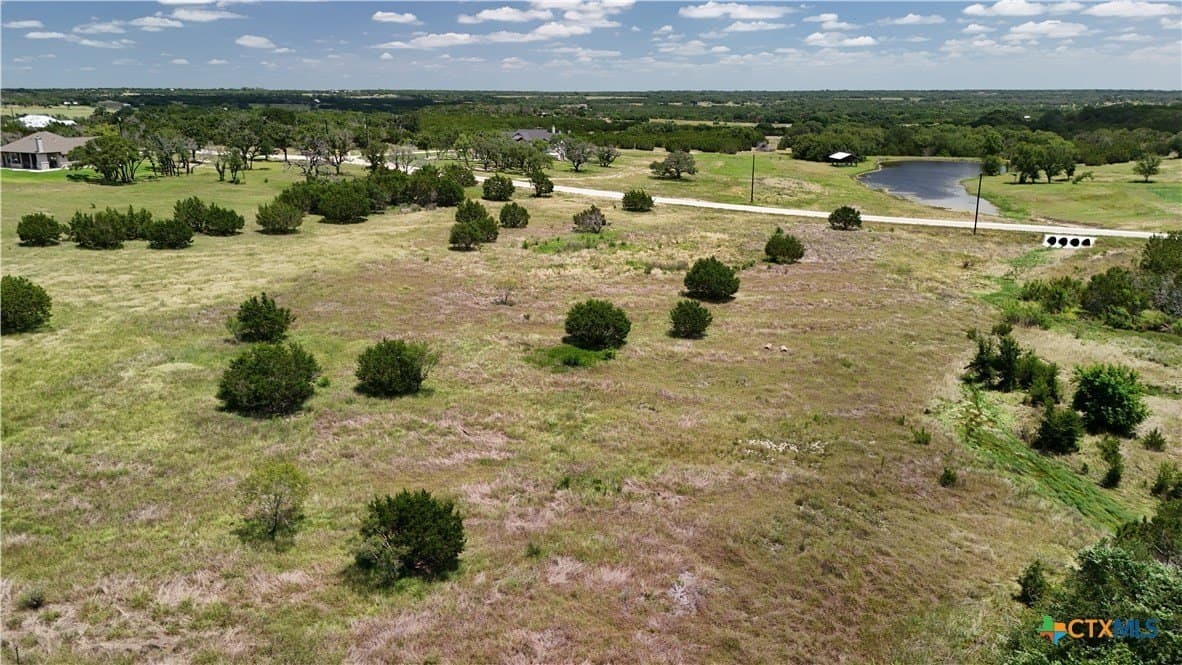 5 acres in Burnet County gallery image 4