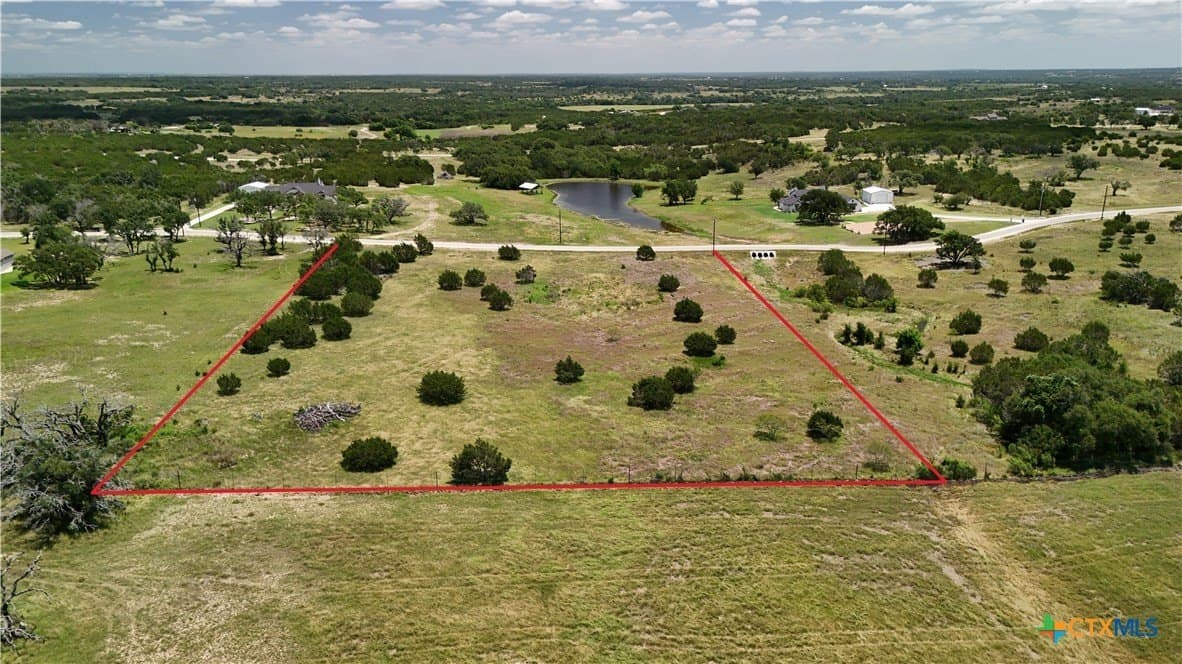 5 acres in Burnet County gallery image 2