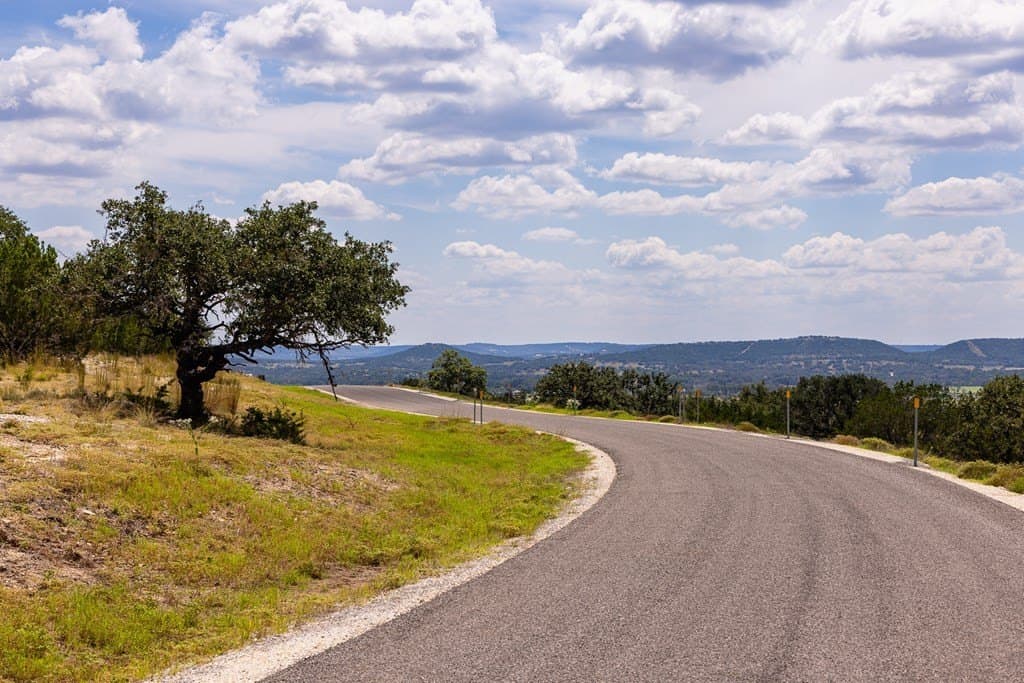 13.5 acres in Kerr County - photo 8