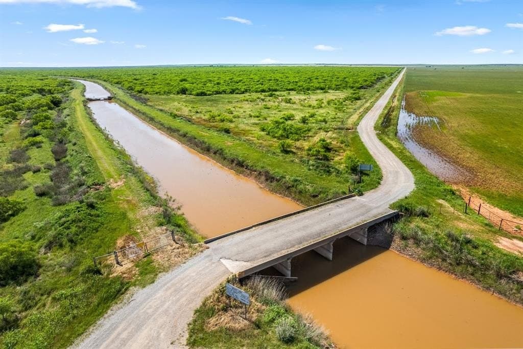 2,858 acres in Wichita County gallery image 3