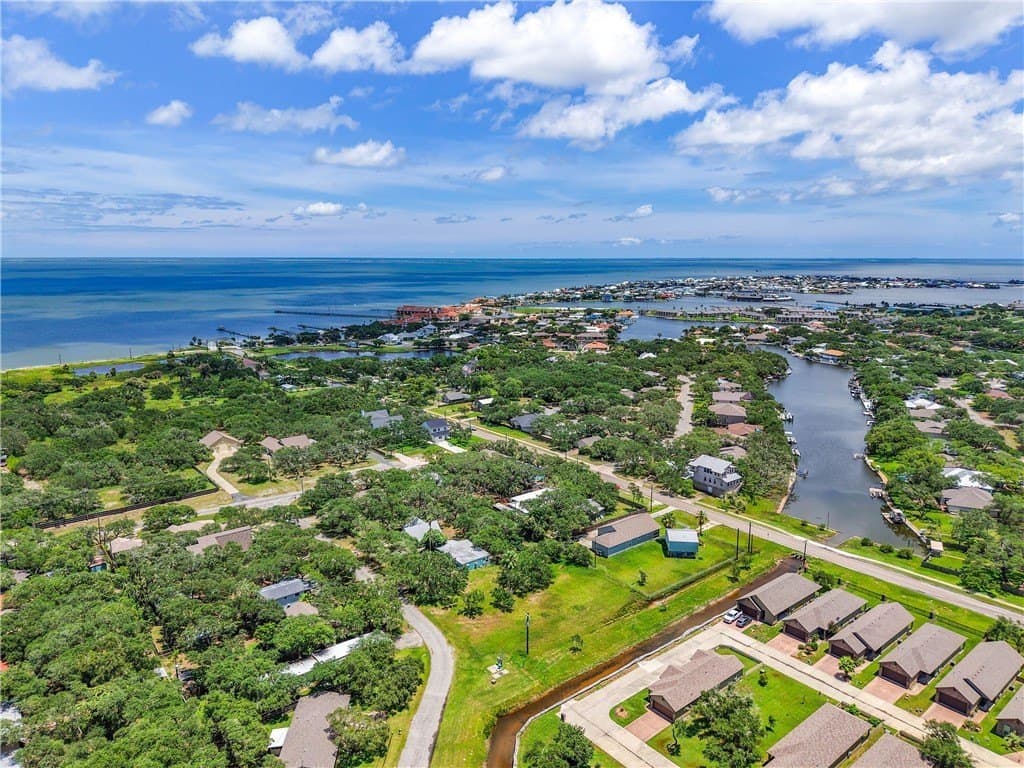 0.2 acres in Aransas County - photo 6