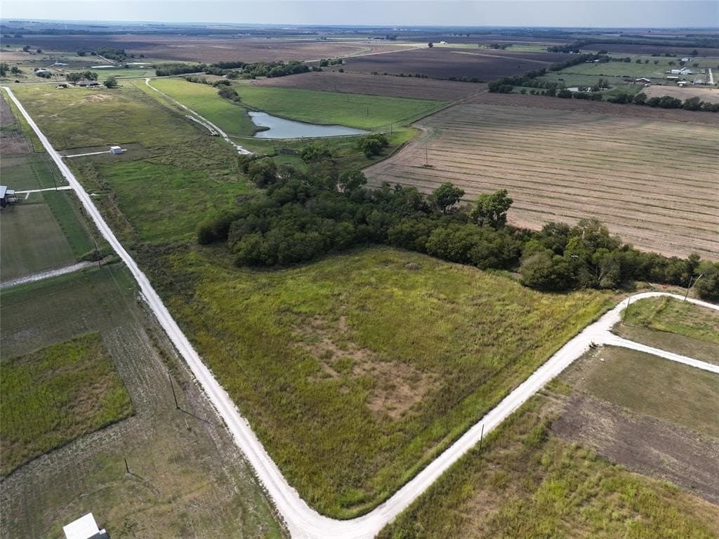 10.23 acres in Hill County gallery image 4