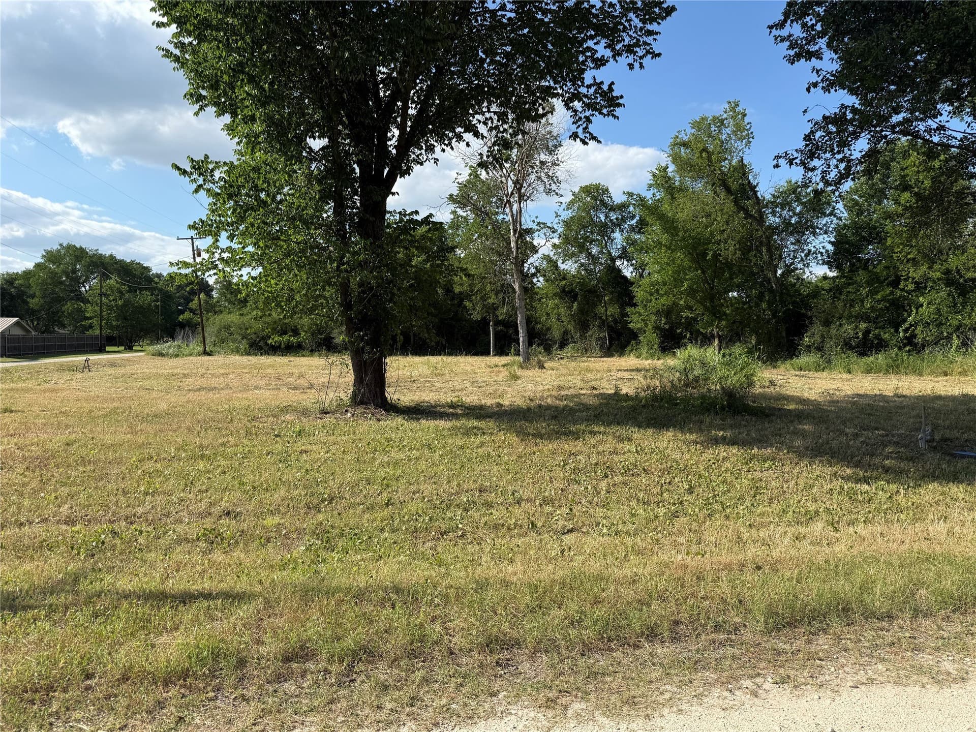 0.32 acres in Freestone County - photo 3