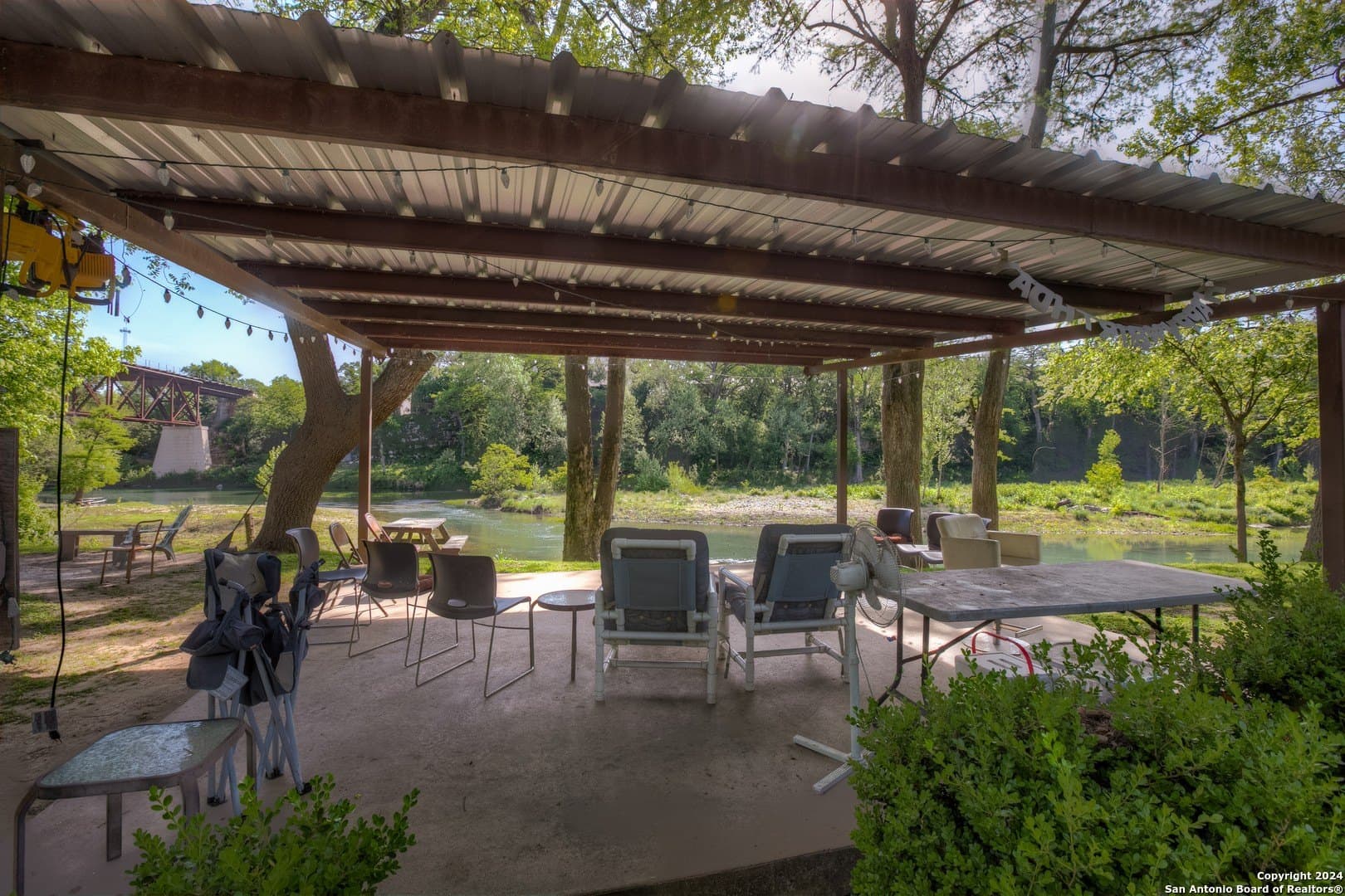 1 acres in Comal County - photo 8