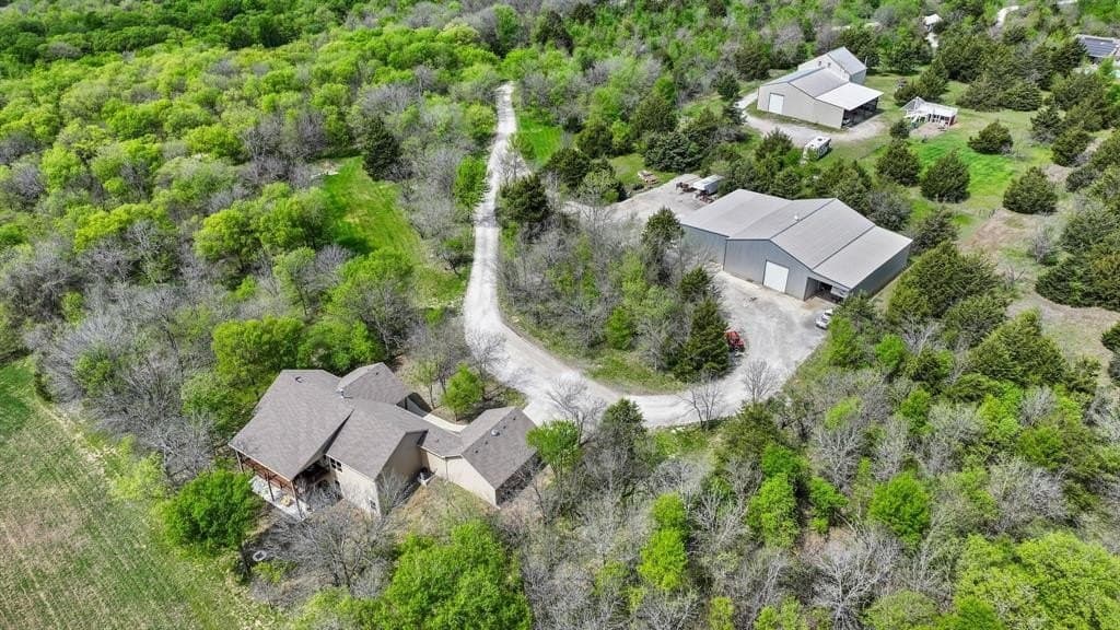 11.28 acres in Ellis County gallery image 3