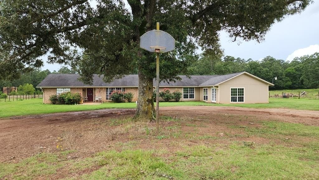 32.92 acres in Texas County