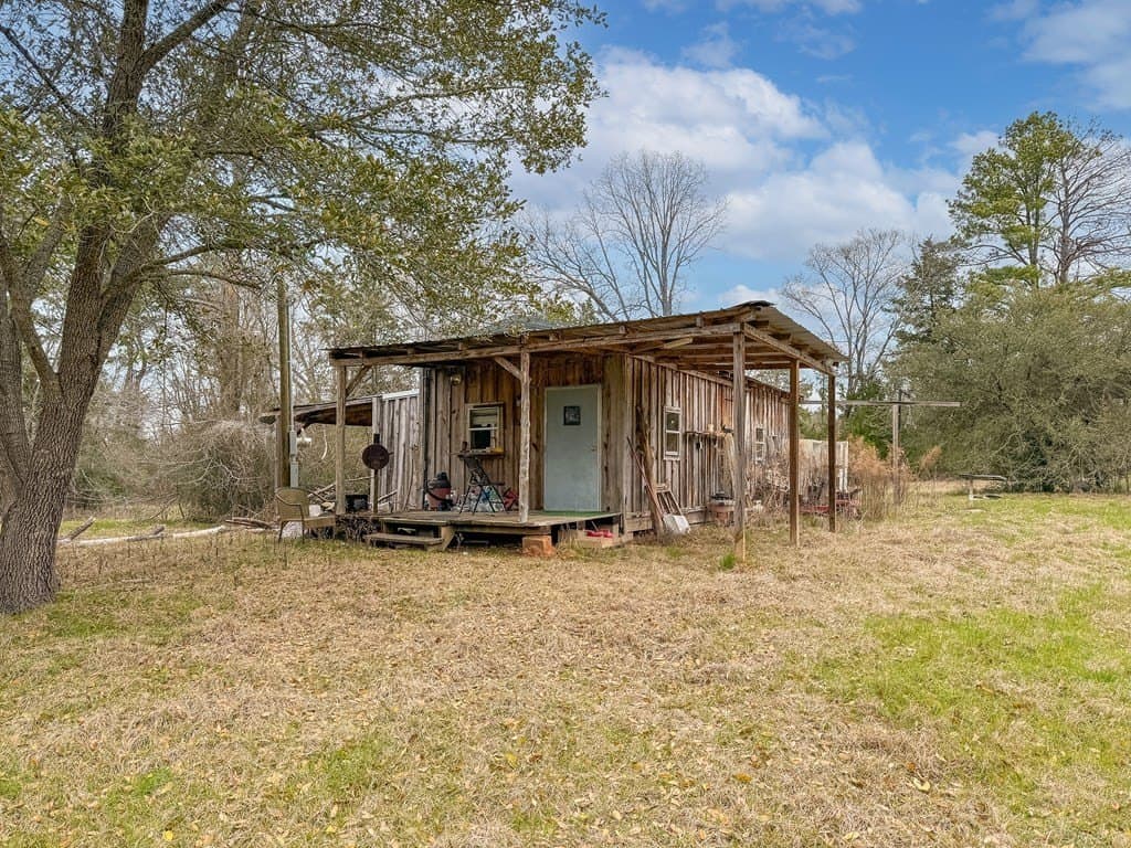 111.55 acres in Texas County featured view