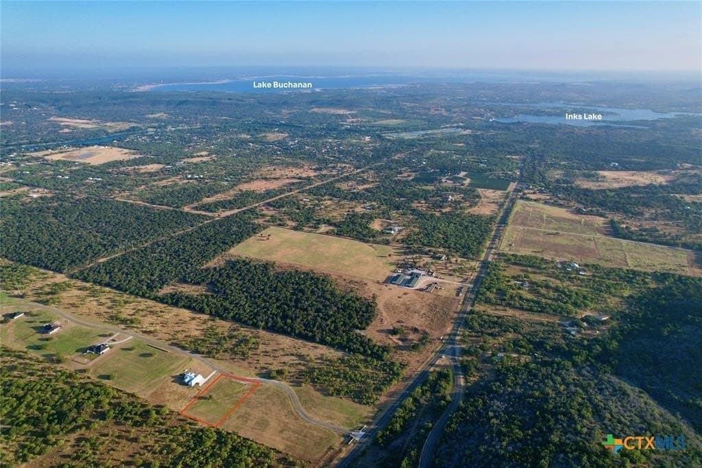 1.45 acres in Burnet County gallery image 3