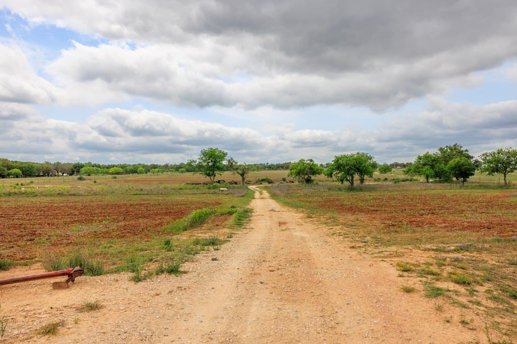 25.08 acres in Gillespie County - photo 26