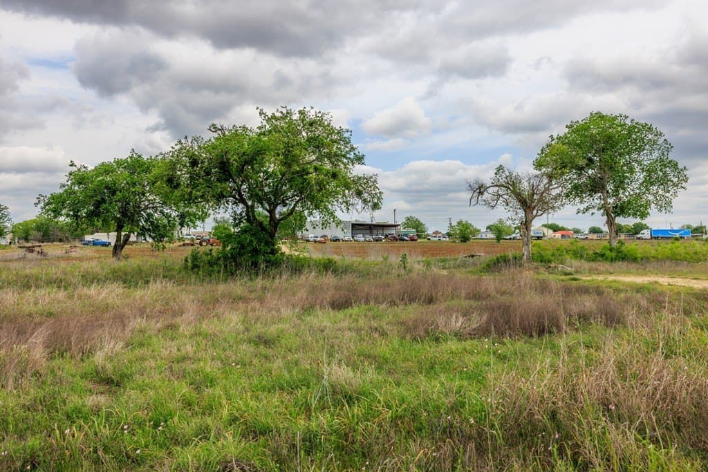 25.08 acres in Gillespie County - photo 30