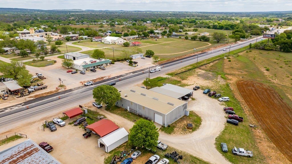 25.08 acres in Gillespie County - photo 8