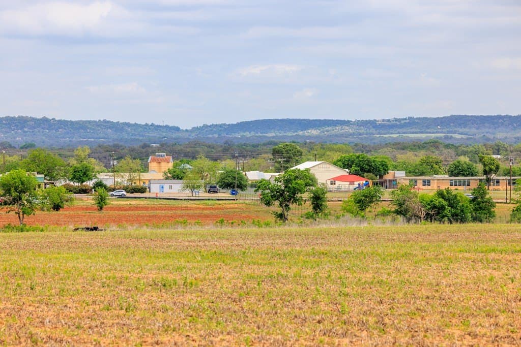 25.08 acres in Gillespie County - photo 36